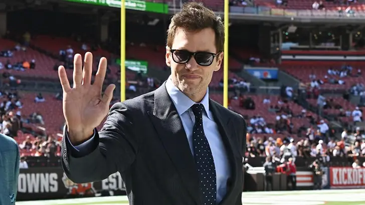 Tom Brady plastic surgery rumors.
