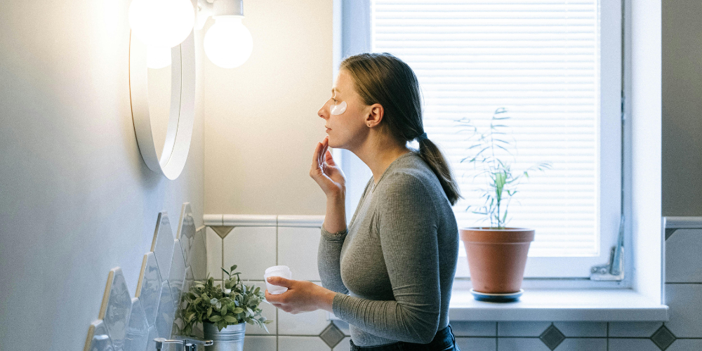 Exosomes, Skin Cycling, and the Smarter Beauty Shift of 2025